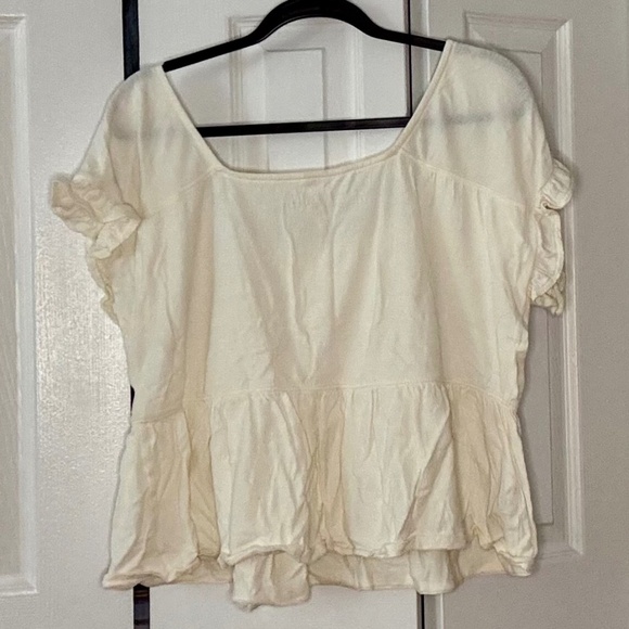 Madewell Flutter Sleeve Peplum Shirt in Cream - Picture 7 of 7